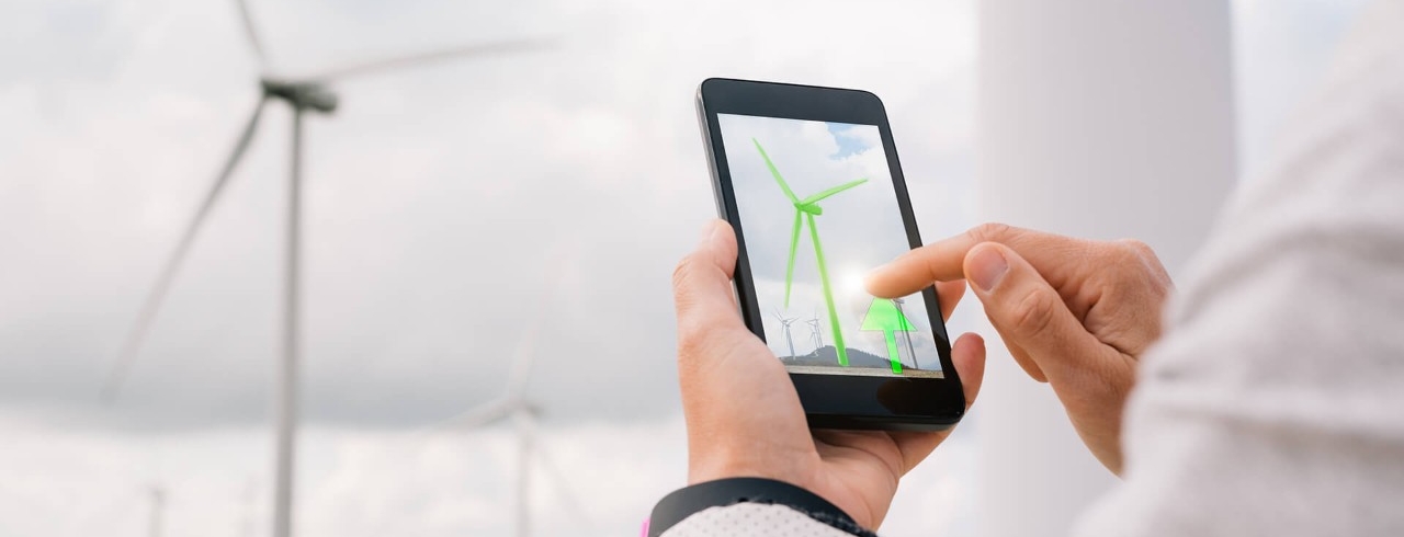 Photovoltaikanlage und Windkrafträder